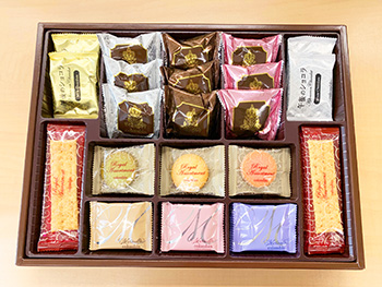 コロンバンの焼き菓子詰め合わせ