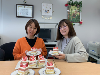 パティシエ　コーイチのひな祭りケーキ""