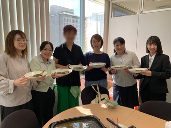 アロハースタッフ