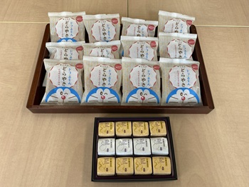 「文明堂のどらやき」と「瓢月堂の六瓢息災」